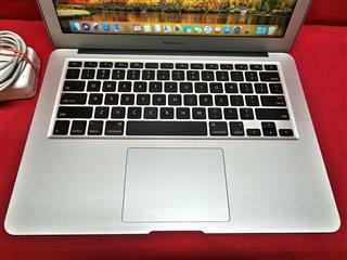 Apple MacBook Air 2017 A1466 13